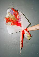 Load image into Gallery viewer, Dried VDay Bouquet
