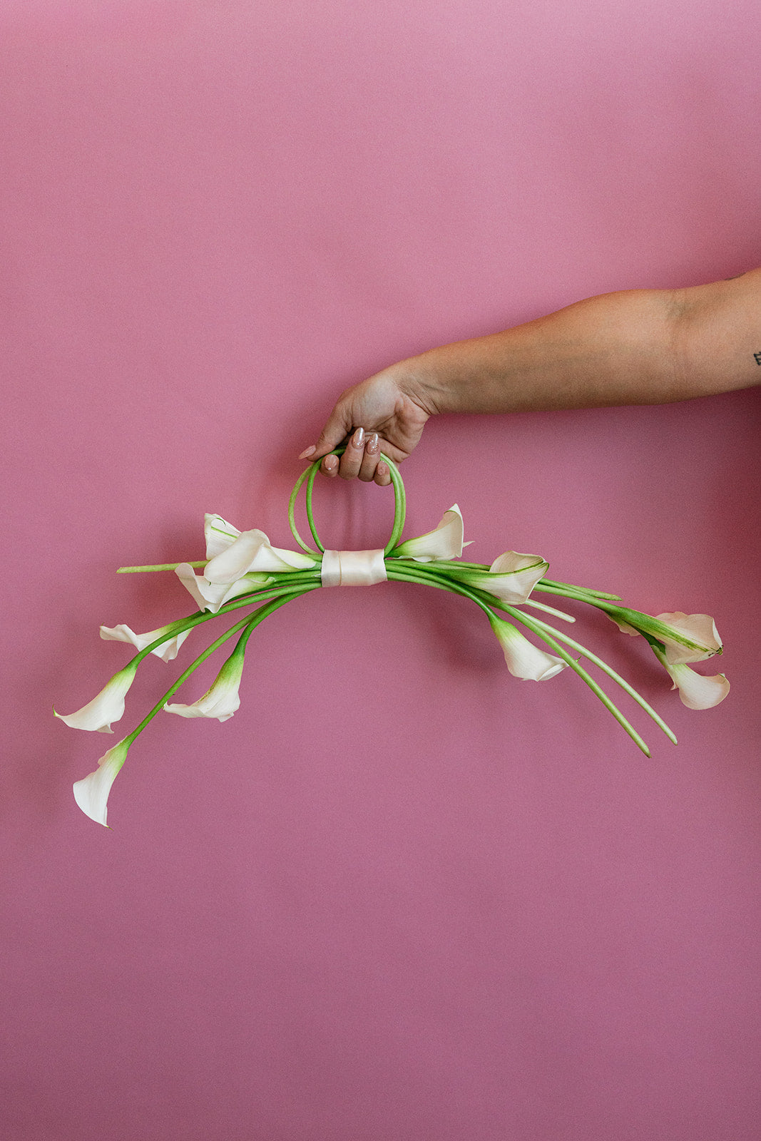 white and pink calla lily bouquet Calla Lily Bouquet Bag – The Fleurista